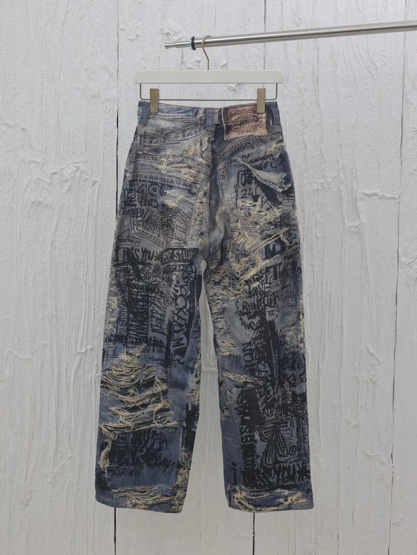 Acne Studios 25ss 3D 。 Size：42/44/46/48/50